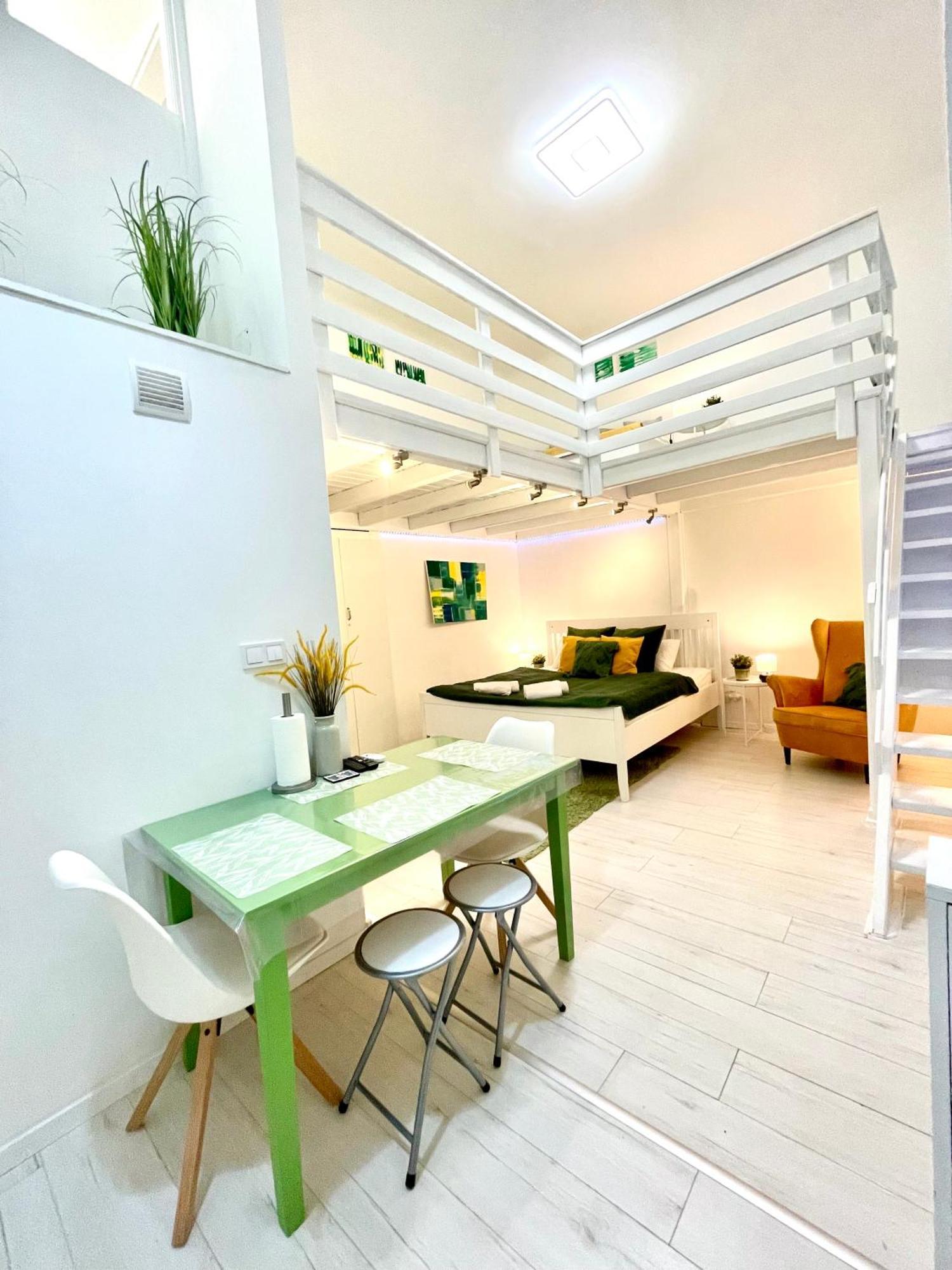 Teresian Apartment Near The Andrassy Street Free Air Conditioner Free Coffee Budapest Exterior photo