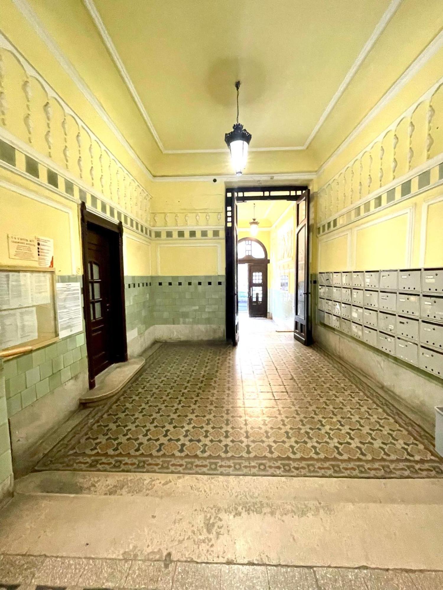 Teresian Apartment Near The Andrassy Street Free Air Conditioner Free Coffee Budapest Exterior photo